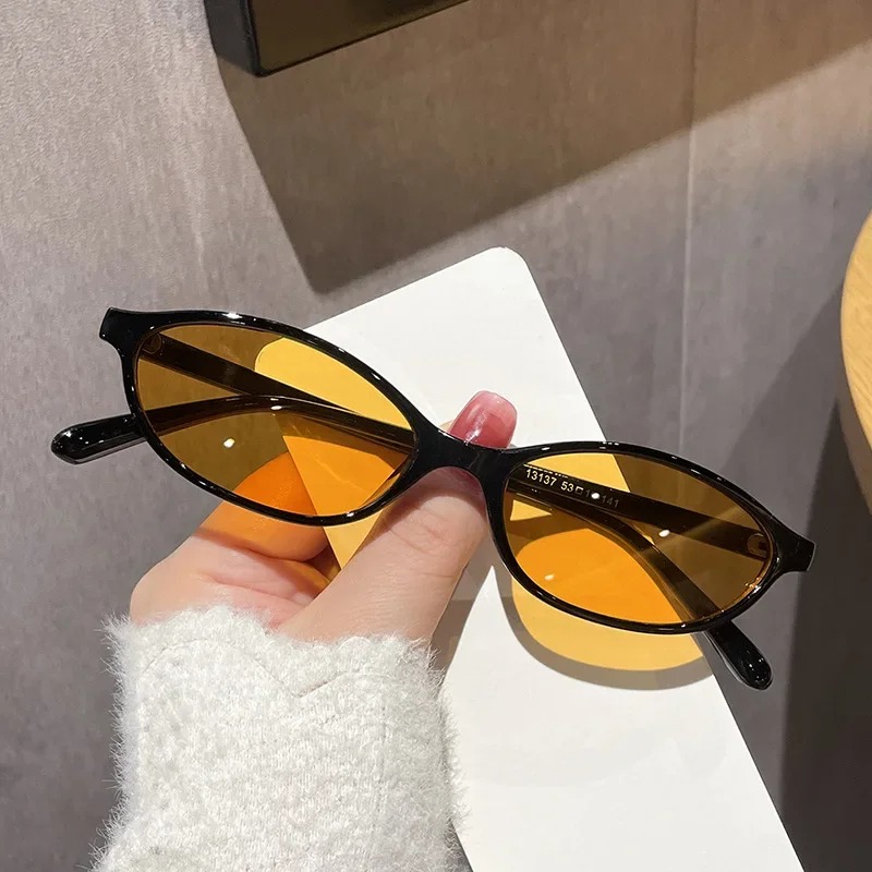 Kacamata Hitam Cat Eye Retro S - Vintage Fashion Images ulasan dan harga