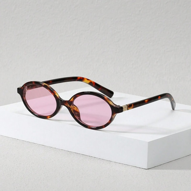 Kacamata Hitam Oval Antik Wani - Vintage Fashion Images ulasan dan harga