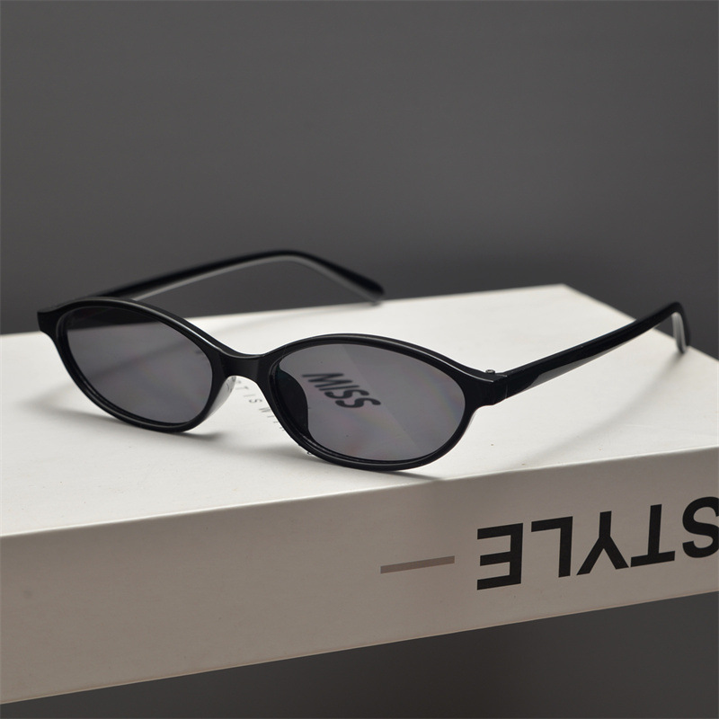 Kacamata Hitam Oval Cat Eye Re - Vintage Fashion Glasses ulasan dan harga