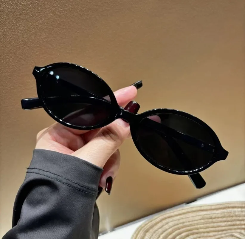 Kacamata Hitam Bentuk Oval Bar - Vintage Fashion Glasses ulasan dan harga